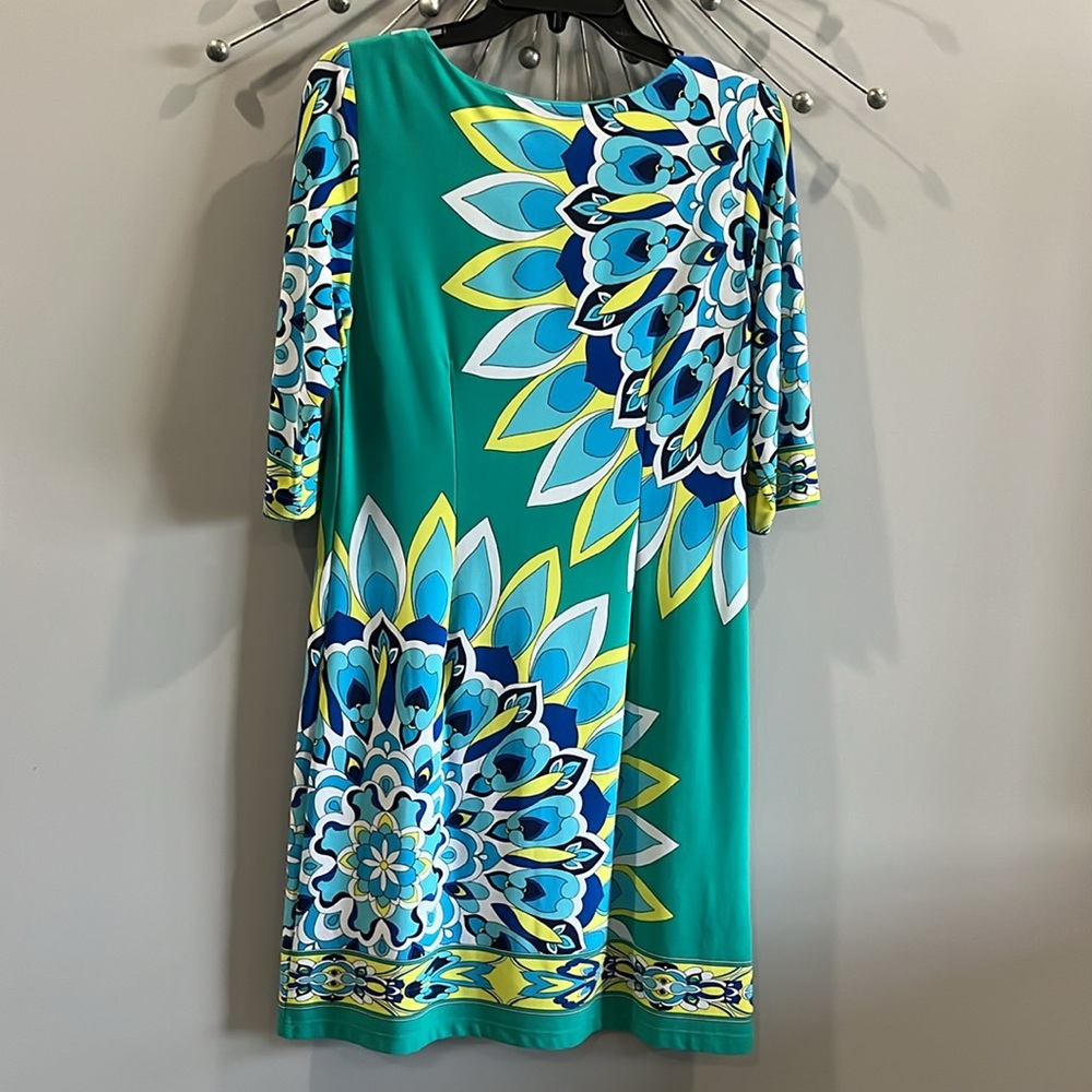 Sandra Darren Vibrant Floral Pattern Dress Size 6 Great Pre-Owned Condition - Picture 2 of 4